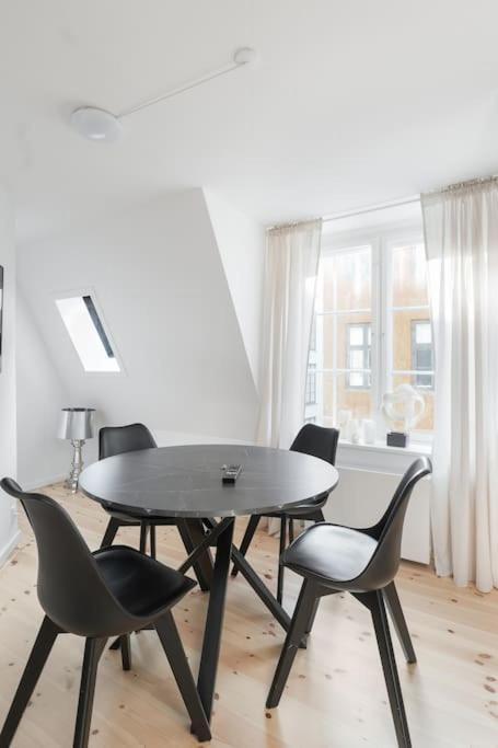 Charmerende Lejlighed Ved Nyhavn 3 Sal Kopenhag Dış mekan fotoğraf