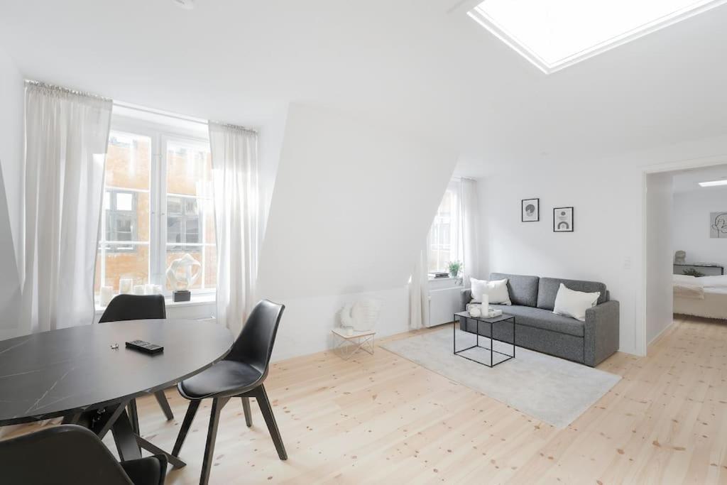 Charmerende Lejlighed Ved Nyhavn 3 Sal Kopenhag Dış mekan fotoğraf